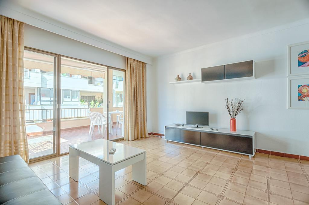 Apartamentos Obrador Colonia de Sant Jordi Room photo